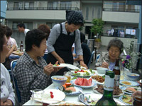 納涼祭で並ぶ料理