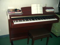 新しく導入した電子ピアノ