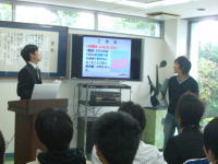 ステージでの出し物