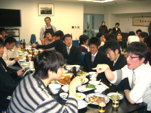 祝賀会での歓談