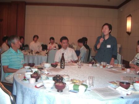 懇親会の様子