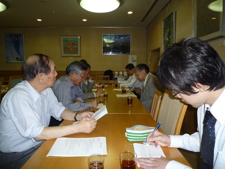青雲会幹事会の様子