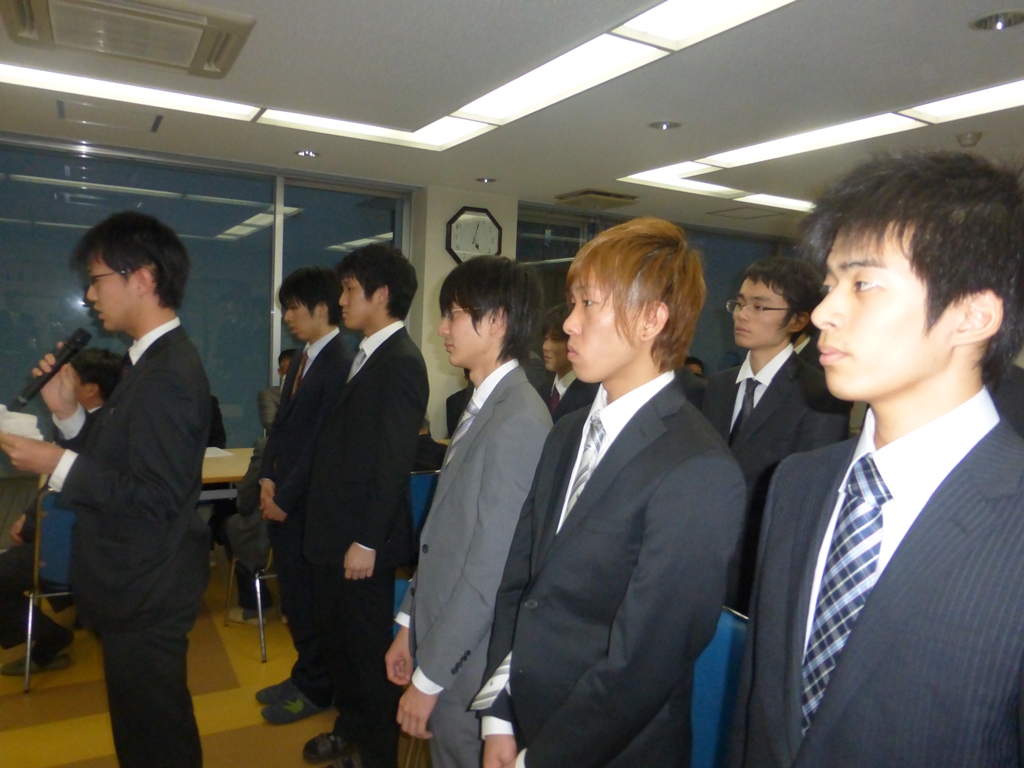 成人を祝う会の様子9