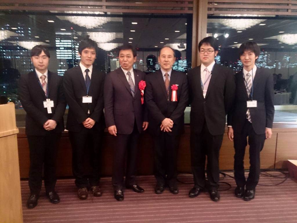 東京富山市友会での集合写真