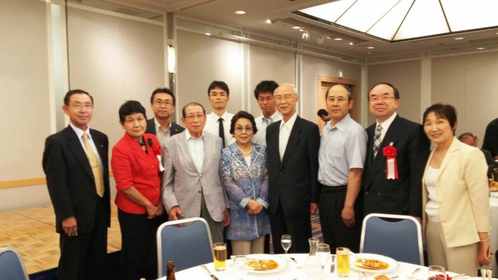 世田谷区富山県人会での記念撮影